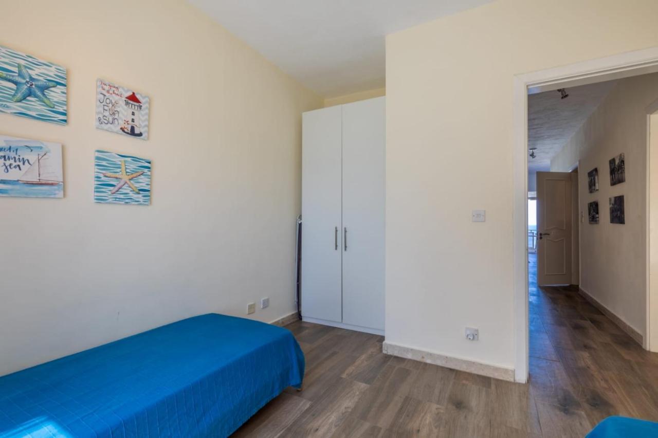 דירות Saint Julian's Sea-View Retreat 2 מראה חיצוני תמונה